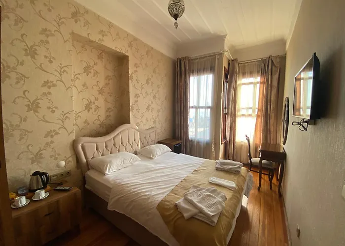 Nuray Hotel